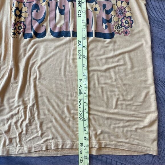 Life Clothing Company Groovy Soft "Let Love Rule" Shirt - Small - Picture 6 of 8